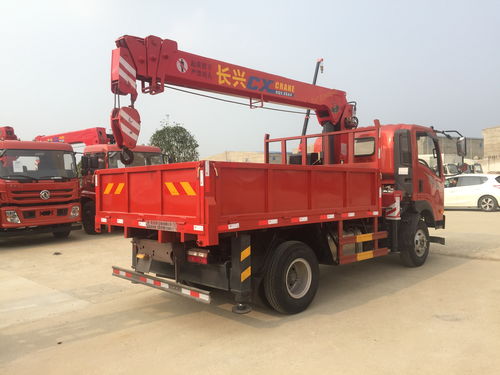 隨車吊配三一吊機(jī) 12噸級(jí)強(qiáng)大組合，高效作業(yè)新選擇